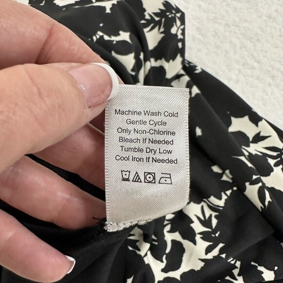 Coldwater Creek Women's Floral Scoop Neck Ruched Sheath Dress Size 4 Black White - Picture 12 of 12